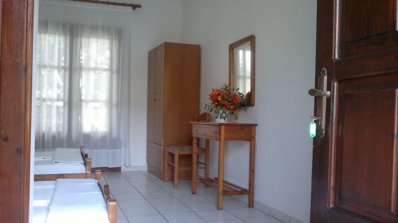 Hôtel Faidrahouse à Alikí Extérieur photo